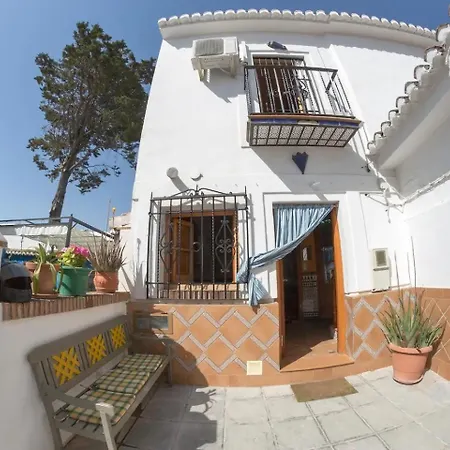 Lola's Winery House, Andalusian Patio Granada