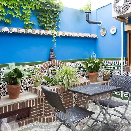 Lola's Winery House, Andalusian Patio *